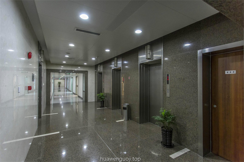 电梯厅